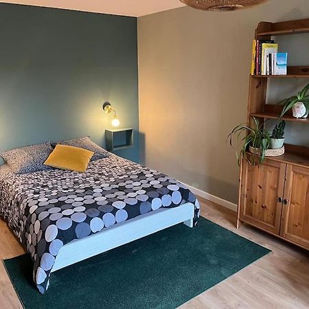 Appartement Cosy Au Calme Les Monts-Ronds Екстериор снимка